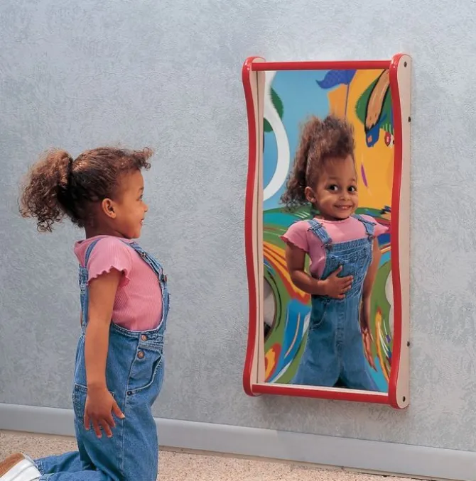 Giant Giggle Mirror